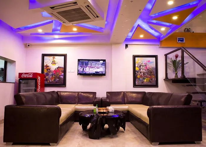 Royal Penguin Boutique & Hotel 4*