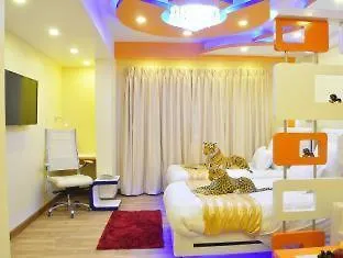 Hotel Royal Penguin Boutique &