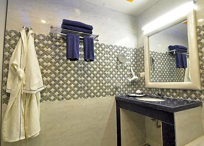 Royal Penguin Boutique & Hotel 4*
