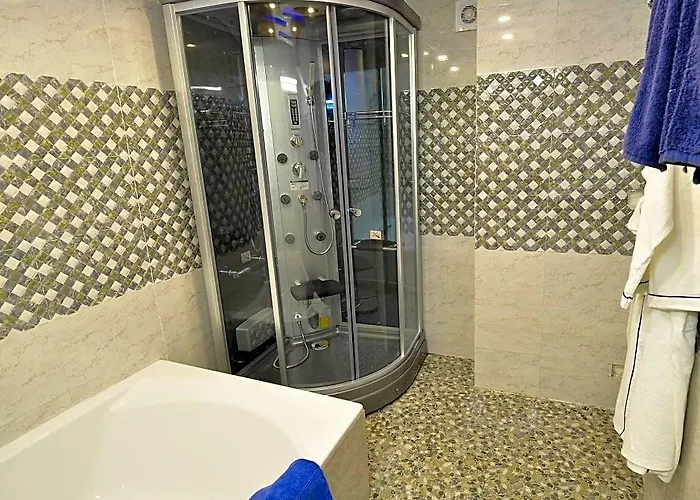 Royal Penguin Boutique & 4* Kathmandu
