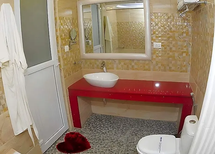 Royal Penguin Boutique & 4* Kathmandu