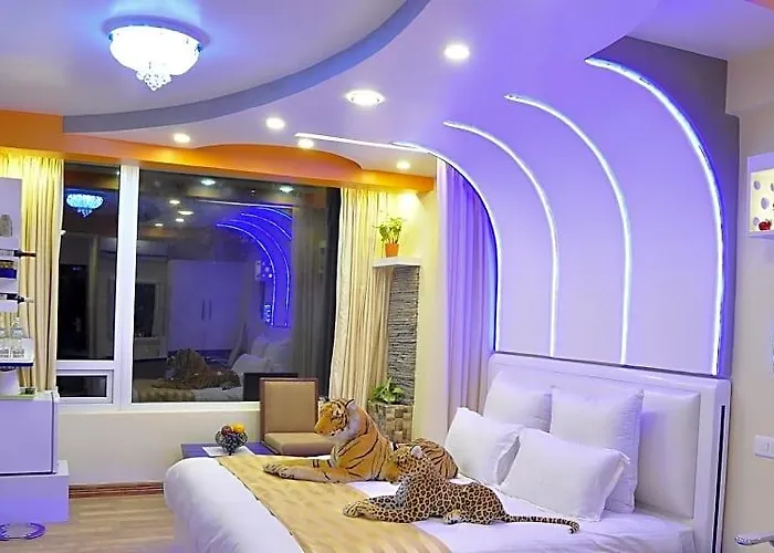 Hotel Royal Penguin Boutique & 4*